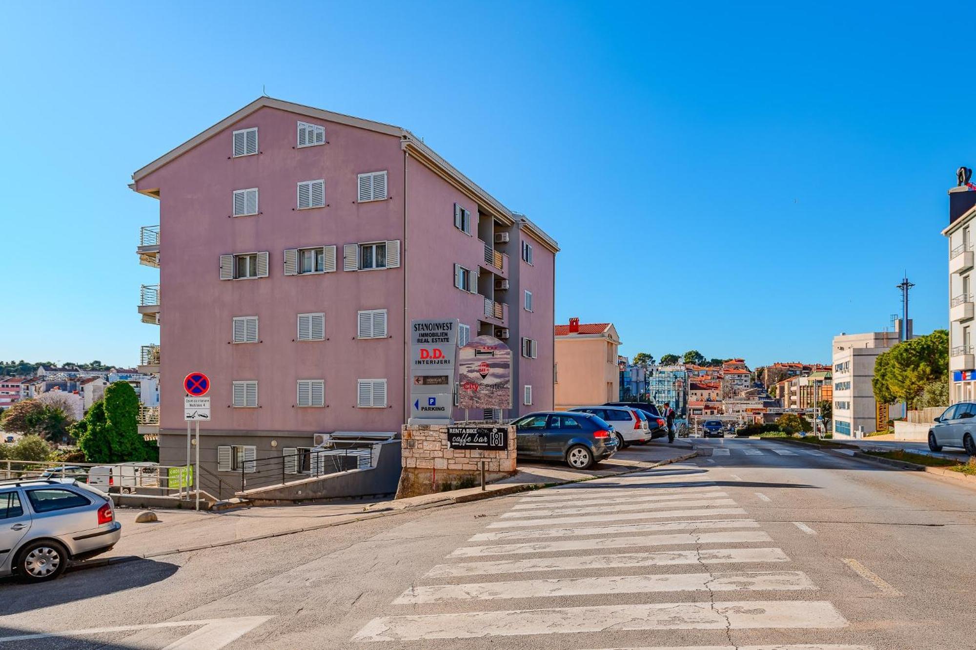 Aureo Apartment Pula Center Eksteriør billede